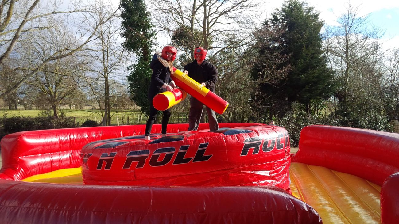 rock-n-roller-gladiator-joust-hire-Hampshire-Surrey